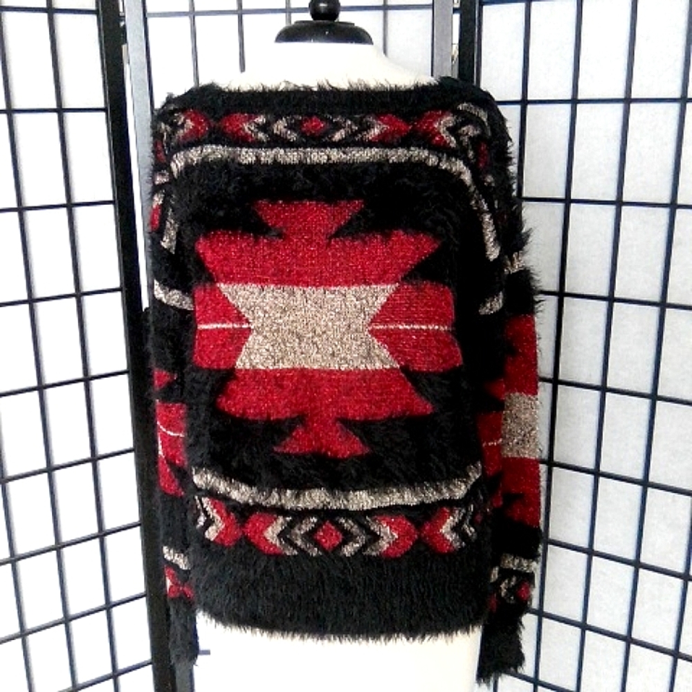 Parisian Collection, Handcrafted with Love sweater Black/Gold/Red Size M/L